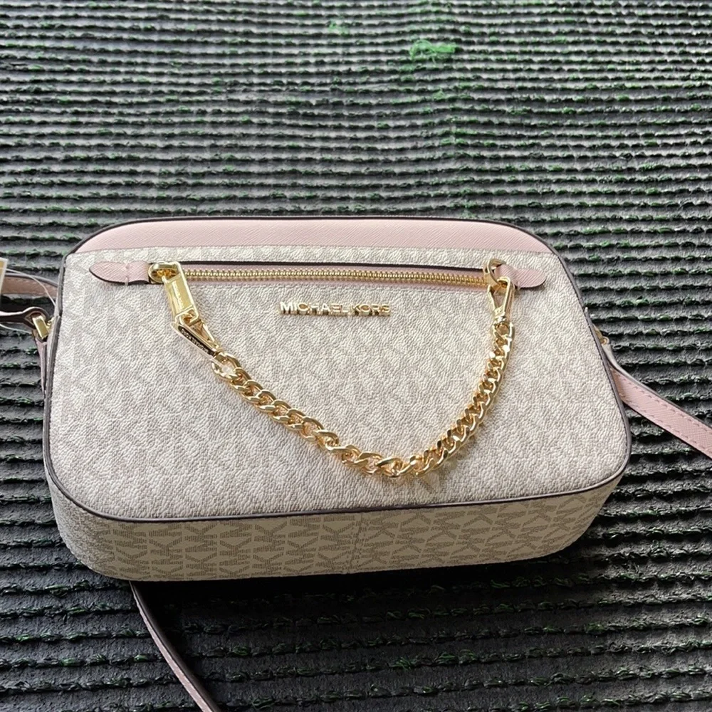 MICHAEL KORS LARGE EAST WEST ZIP CHAIN XBODY POWDER BLUSH MULTI